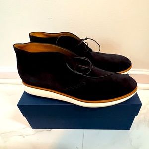 New Giorgio Armani suede Chucca Boots!